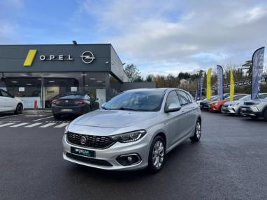 Voir le détail de l'offre de cette FIAT Tipo 1.4 95ch Easy 5p de 2018 en vente à partir de 143.87 €  / mois