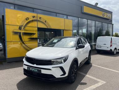 Voir le détail de l'offre de cette OPEL Grandland X 1.2 Turbo 130ch GS de 2023 en vente à partir de 236.77 €  / mois