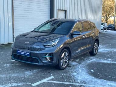 Voir le détail de l'offre de cette KIA e-Niro Premium 204ch de 2021 en vente à partir de 226.8 €  / mois