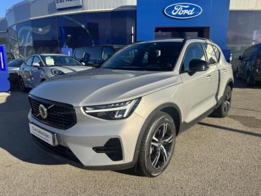 Voir le détail de l'offre de cette VOLVO XC40 B4 197ch Plus DCT 7 de 2022 en vente à partir de 318.77 €  / mois