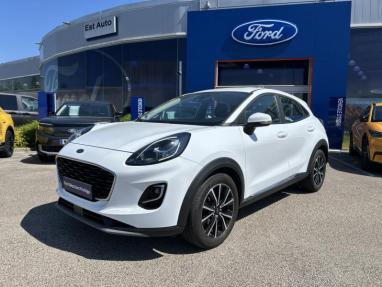 Voir le détail de l'offre de cette FORD Puma 1.0 EcoBoost 125ch mHEV Titanium 6cv de 2021 en vente à partir de 192.39 €  / mois