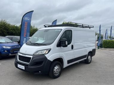 Voir le détail de l'offre de cette PEUGEOT Boxer Fg 333 L1H1 2.2 BlueHDi S&S 140ch Asphalt de 2021 en vente à partir de 277.99 € / mois