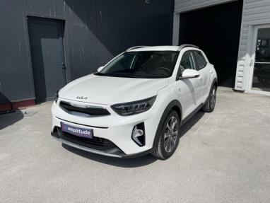 Voir le détail de l'offre de cette KIA Stonic 1.0 T-GDi 100ch Collection 2 DCT7 de 2025 en vente à partir de 23 899 € 