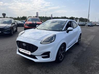 Voir le détail de l'offre de cette FORD Puma 1.0 EcoBoost Hybrid 125ch ST-Line S&S de 2025 en vente à partir de 24 499 €