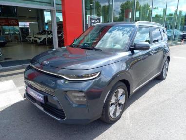 Voir le détail de l'offre de cette KIA e-Soul Premium 204ch de 2021 en vente à partir de 209.02 €  / mois