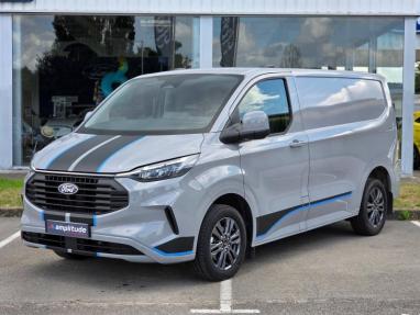 Voir le détail de l'offre de cette FORD Transit Custom Fg 280 L1H1 2.0 EcoBlue 136ch Limited BVA8 de 2024 en vente à partir de 311.02 €  / mois