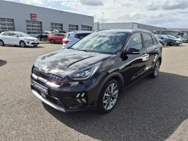 Voir le détail de l'offre de cette KIA Niro 1.6 GDi 105ch ISG + électrique 43.5ch Lounge DCT6 MY22 de 2022 en vente à partir de 207.22 €  / mois