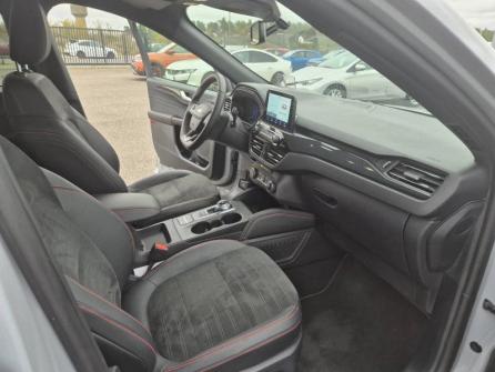 FORD Kuga 2.5 Duratec 190ch FHEV E85 Graphite Tech Edition BVA à vendre à Montargis - Image n°11